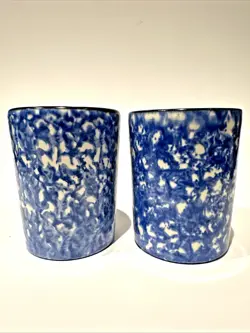 VINTAGE SET OF 2 STANGL HAND PAINTED TOWN AND COUNTRY BLUE SPONGEWARE JUICE CUPS