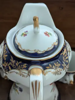 TEA POT