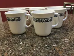 SET OF 5 - VINTAGE CORNING CORELLE - OLD TOWN BLUE  ONION  MUGS