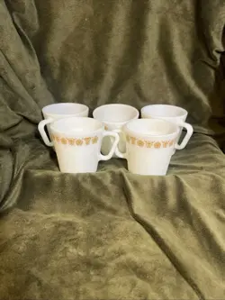 MUGS BUTTERFLY GOLD