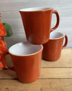 SET OF 3 VINTAGE PYREX BURNT ORANGE COFFEE MUGS CORNING USA RETRO COFFEE MUGS