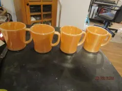 LUSTER HANDLE MUG