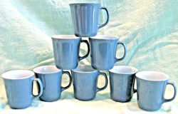 VINTAGE EIGHT CUPS