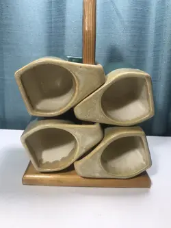 STACKING MUGS