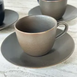 CUPS W/ SAUCERS