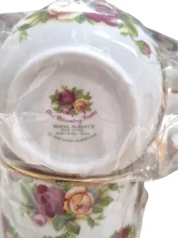TEAPOT AND