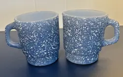 ANCHOR HOCKING FIRE KING SET OF 2 BLUE SPECKLED COFFEE CUP/MUG STACKABLE VINTAGE