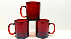 VINTAGE SET OF 3 ARCOROC FRANCE RUBY RED GLASS MUGS
