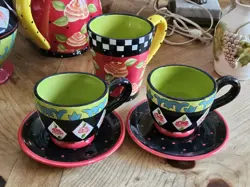 2 VINTAGE WHIMSICAL CUPS SAUCERS JOYCE SHELTON COLORFUL ROSE BY GIFT CRAFT + MUG