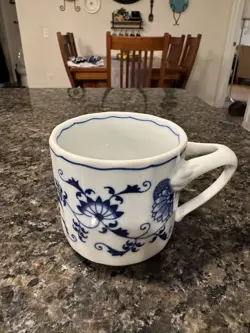 DANUBE COFFEE CUP
