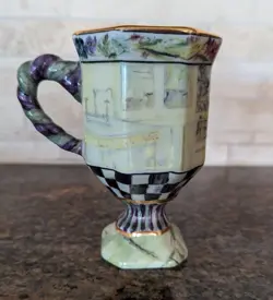 PATTERN FOOTED PEDESTAL