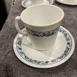 PYREX CORNING MILK GLASS OLD TOWN BLUE ONION COFFEE MUG WITH SAUCER VINTAGE
