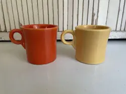 YELLOW TOM