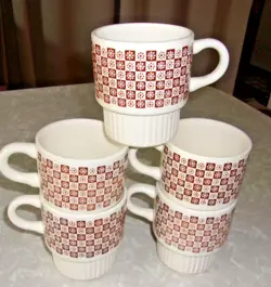 VTG 5 USA MCCOY COFFEE MUGS CHECKERED BROWN DAISY STACKING