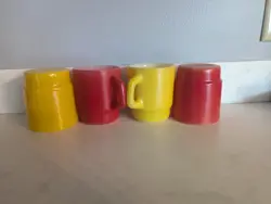 SET OF 4 VINTAGE FIRE KING COFFEE/TEA MUGS