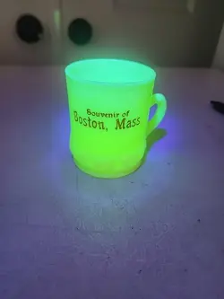 VINTAGE URANIUM GLASS CUSTARD GLASS SOUVENIR MUG CUP ADAMS MASS