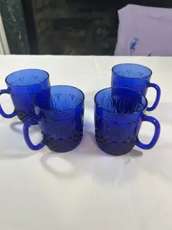 VINTAGE CRISTAL D'ARQUES-DURAND FRANCE SAPPHIRE BLUE COBALT GLASS MUGS SET OF 4