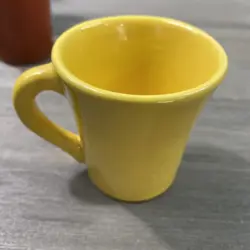 YELLOW GREEN