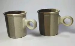 VINTAGE MUGS AGATE