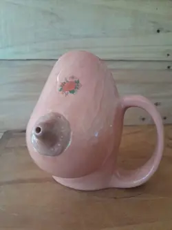 RARE VINTAGE POP ART CERAMIC BOOB COFFEE MUG BREAST 1970'S MID-CENTURY RETRO
