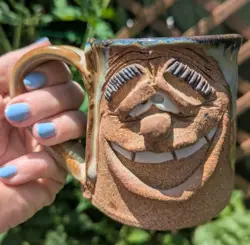 RON SCHARF UGLY FACE HANDMADE MUG VTG 70S STONEWARE POTTERY NOVELTY HANDLE STAMP