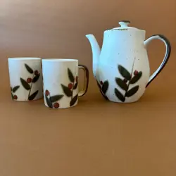 COFFEE POT W/