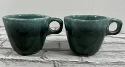 LOT OF 2 VINTAGE HULL GREEN DRIP GLAZE O HANDLE COFFEE MUG CUP OVEN PROOF USA