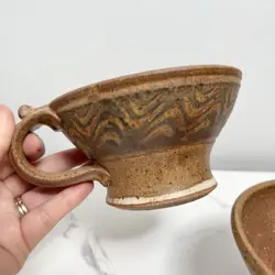 PAIR OF VINTAGE NEUTRAL FARMHOUSE HANDMADE SIGNED STONEWARE COFFEE MUGS