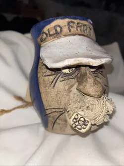 MUSTACHE POTTERY MUG