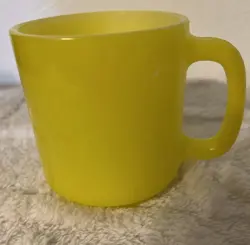 VINTAGE GLASBAKE MILK GLASS YELLOW COFFEE MUG CUP D HANDLE