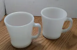 2 VINTAGE FIRE KING MILK GLASS MUG WHITE ANCHOR HOCKING COFFEE CUPS D HANDLE USA