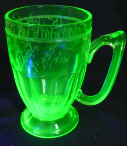 URANIUM GLASS JEANETTE