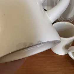 MUGS LOT