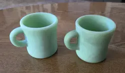 2 VINTAGE FIRE KING JADEITE RESTAURANT WARE C HANDLE COFFEE MUGS / CUPS