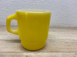 VTG ANCHOR HOCKING FIRE KING YELLOW LEMON GLASS TEA COFFEE MUG