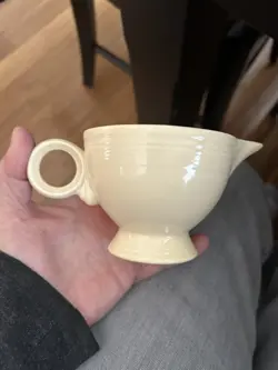 HANDLED CREAMER