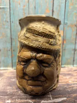 POTTERY VASE/MUG