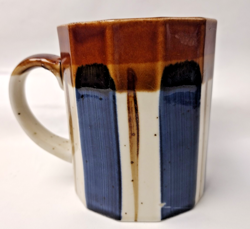 CERAMIC MUG