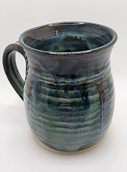 ART POTTERY MUG