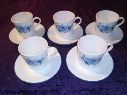 5 VINTAGE BLUE VELVET ROSE CORELLE CORNING COFFEE CUPS MUGS & SAUCERS