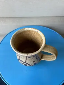 STYLE POTTERY MUG