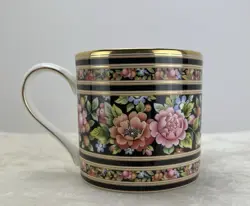 VTG SIGNED WEDGWOOD 1999 CLIO GOLD & FLORAL MUG BONE CHINA ENGLAND