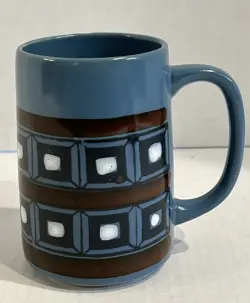 GEOMETRIC DESIGN STONEWARE