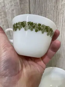 4 VINTAGE PYREX CORELLE SPRING BLOSSOM CRAZY DAISY COFFEE TEA CUP MUGS MILK EUC