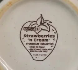 STRAWBERRIES CREAM COFFEE