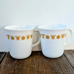 VINTAGE CORELLE BY CORNING BUTTERFLY GOLD SET OF 2 MUGS