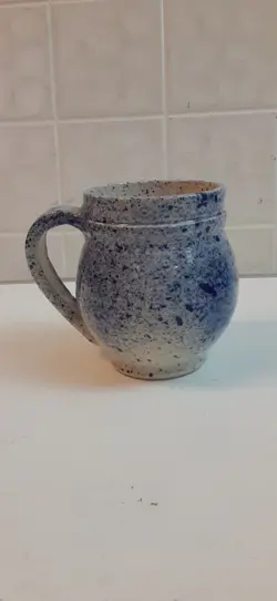 VINTAGE BLUE SPECKLED JAMESTOWN POTTERY MUG CUP