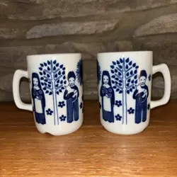 VINTAGE CHILDS PORSGRUND NORWAY 72 SET OF 2 MUGS CUPS