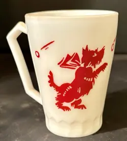 HAZEL ATLAS VINTAGE RED SCOTTIE DOG MILK GLASS MUG 1950S KIDS CUP VINTAGE