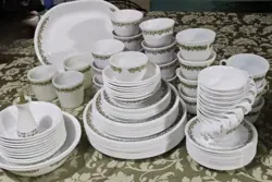 VINTAGE CORELLE/PYREX SPRING